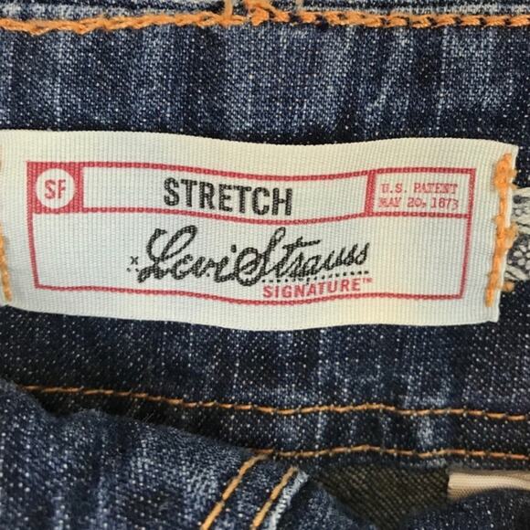 Levi’s Size 8 Denim Jean Capri Pants - Picture 8 of 8